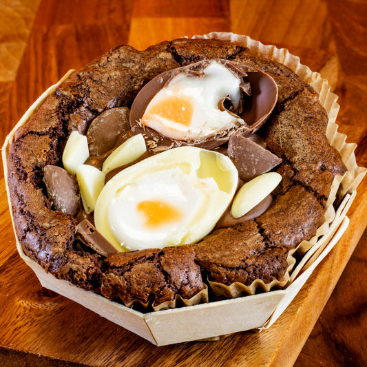 Creme Egg Brookie Pie (350g)
