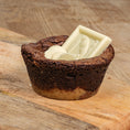Load image into Gallery viewer, Milkybar Brookie Cup
